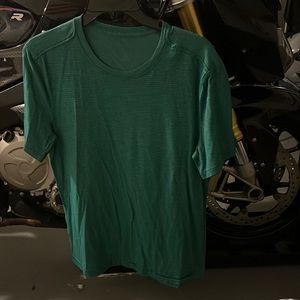 Lululemon shirt